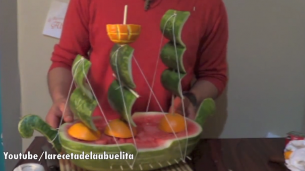 Convierte una sandia en un barco