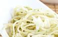 Spaghettis al ajo y aceite (RECETA)