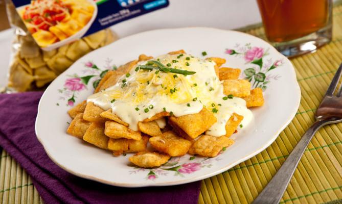 Ravioli de pollo frito