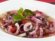 Ensalada de chorizo con menta